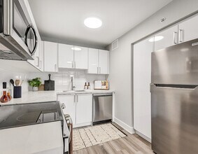 Building Photo - Elora