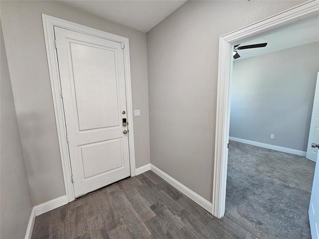 Foto del edificio - 610 Parker Cir