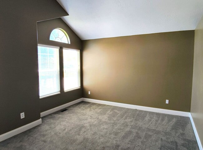 Foto del edificio - Great 4 Bd 3 Bath Home in Draper