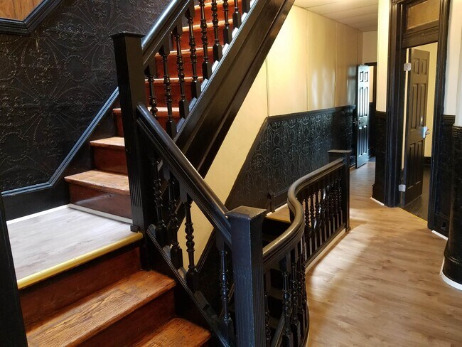 Foto del edificio - 1225 W Allegheny Ave