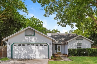 400 Cranes Landing Ct