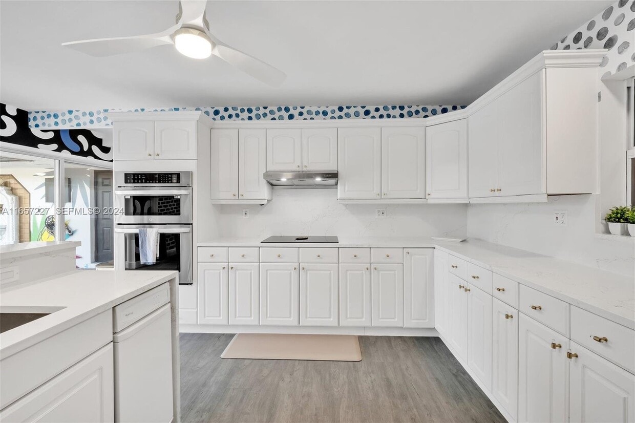 Photo - 5830 NE 14th Rd (Fort Lauderdale, FL)