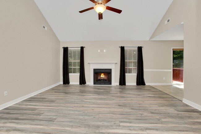 Foto del edificio - 1049 Warpers Ln