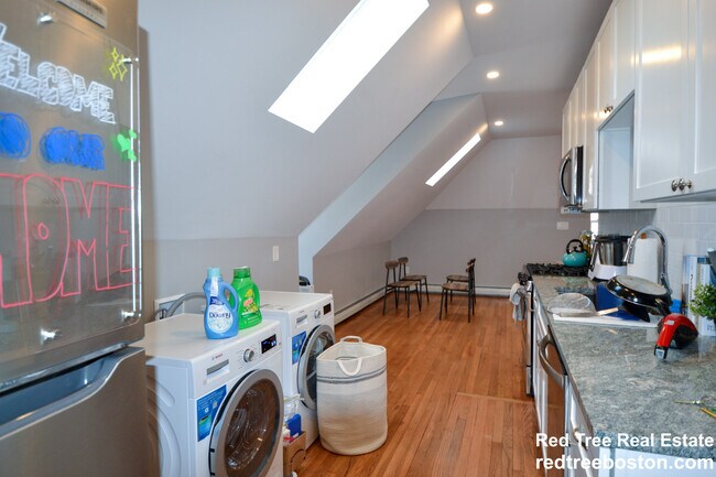 Foto del edificio - 6-8 South St. Unit 3