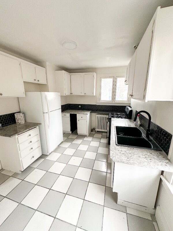 Foto del edificio - 910 19th Ave NE