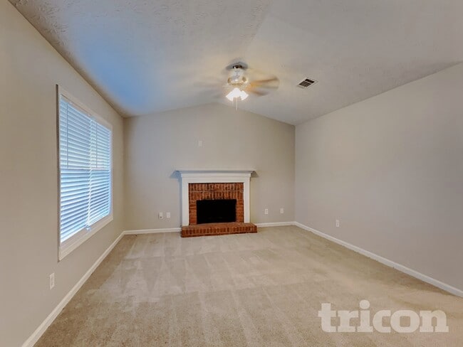 Building Photo - 1124 Whisper Wind Dr