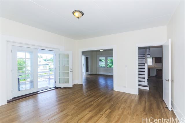 Foto del edificio - 2451 E Manoa Rd