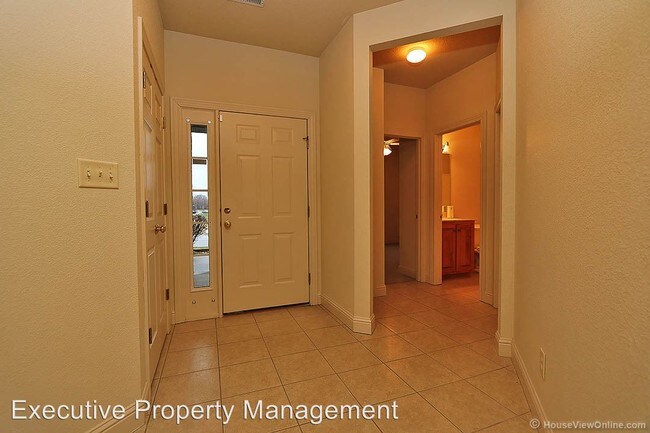 Foto del edificio - 2795 Lynwood Hills Dr
