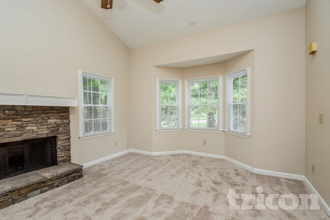 Foto del edificio - 3000 Water Brook Dr SW