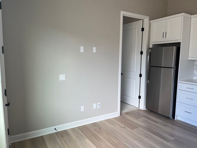 Foto del edificio - 607 Gateway Ln
