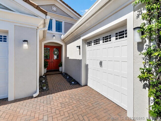 Foto del edificio - 15957 Whippoorwill Cir