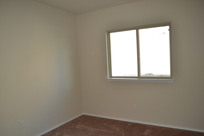 Foto del edificio - House for Lease in Sherman