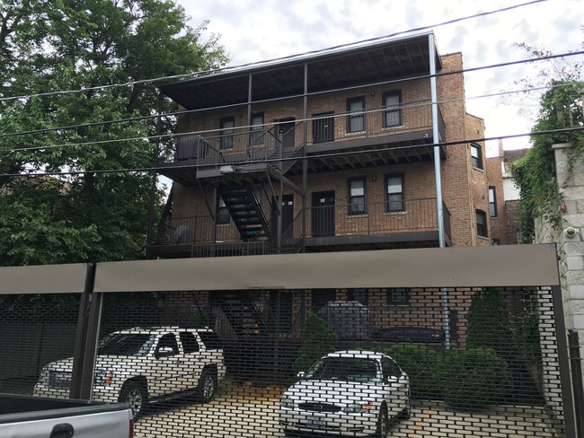 Foto del edificio - Bronzeville Apartments