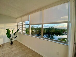 Building Photo - 1300 NE Miami Gardens Dr
