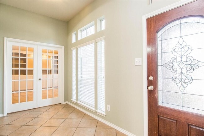 Building Photo - 8847 Distant Woods Dr