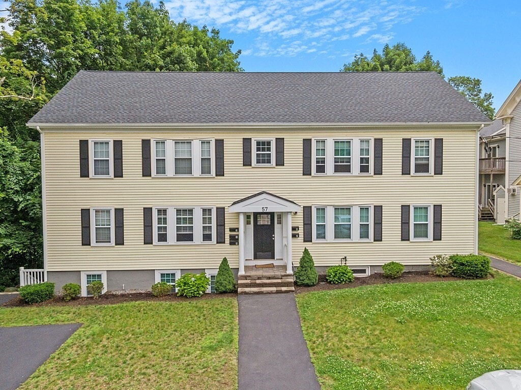 57 High St Unit 1, Andover, MA 01810 Room for Rent in Andover, MA