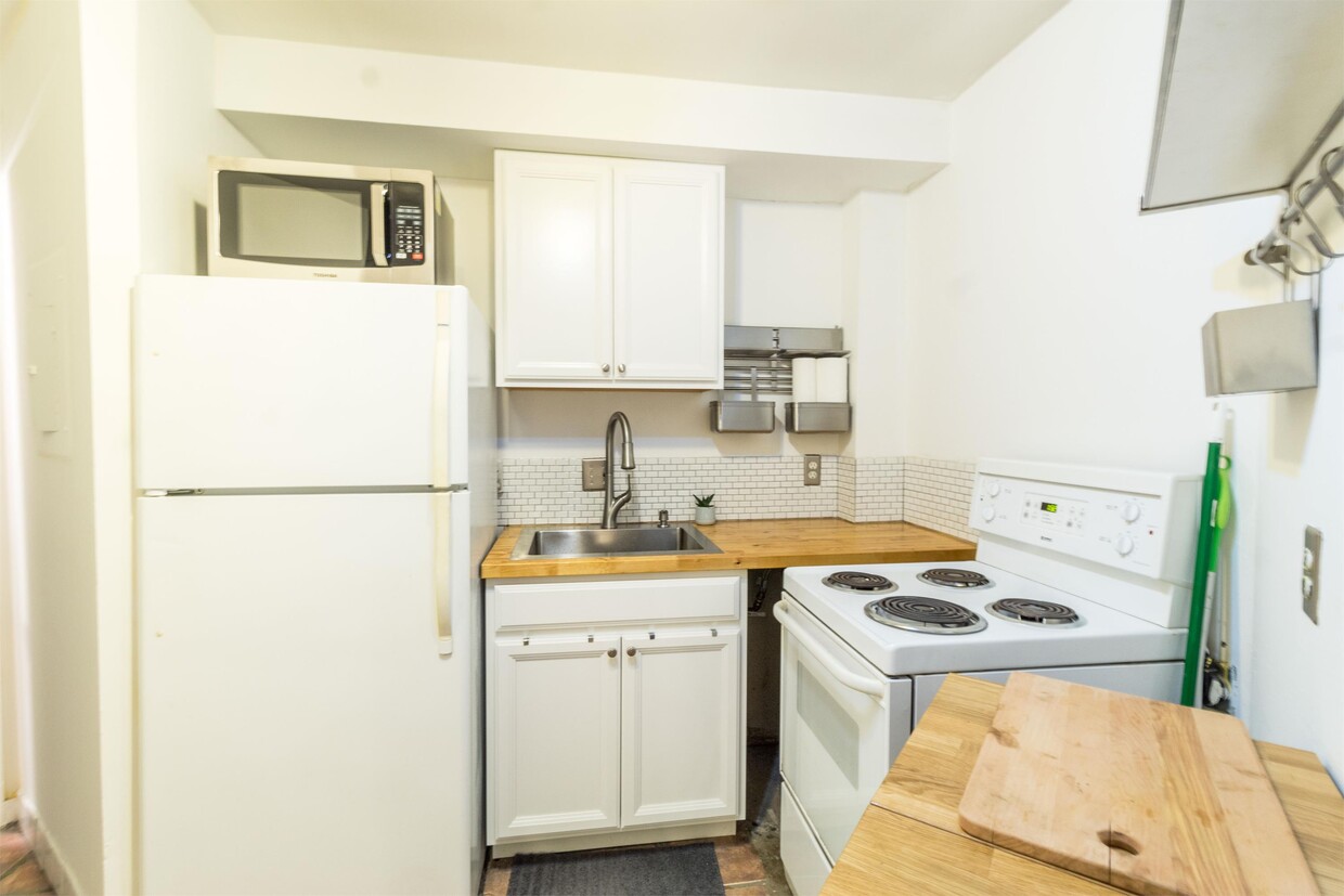 Foto principal - 2000 14th St NW