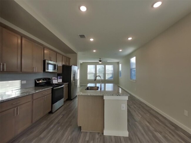 Foto del edificio - 620 Raglands Rd