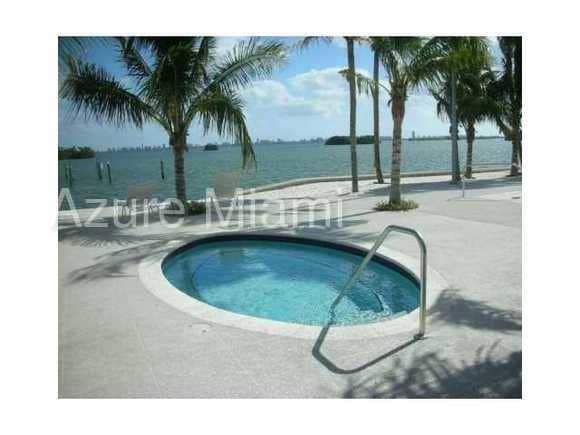 Building Photo - Nirvana Direct Waterfront Pet Friendly