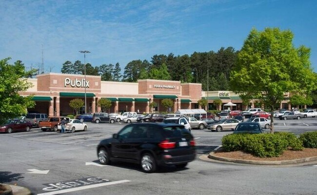 Building Photo - 6101 Fairington Village Dr