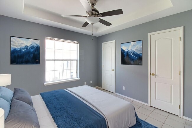 Foto del edificio - 2405 Redbud Ave