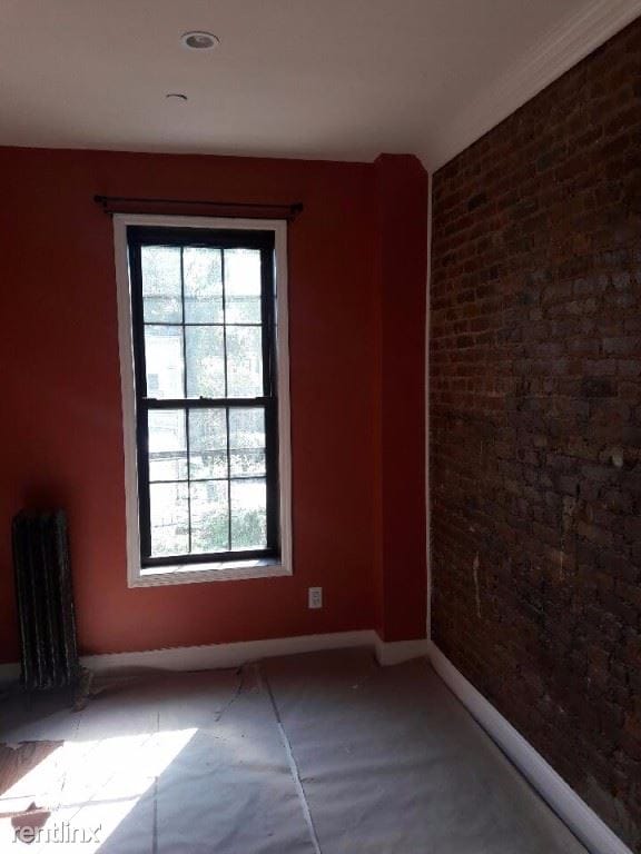Building Photo - 910 Putnam Ave