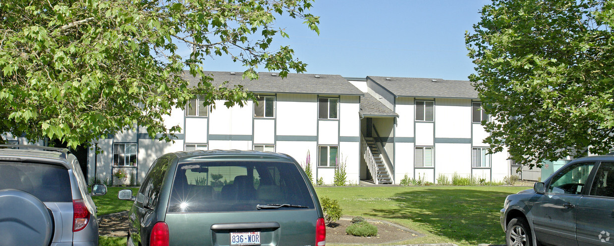 Building Photo - Vincent Apartments