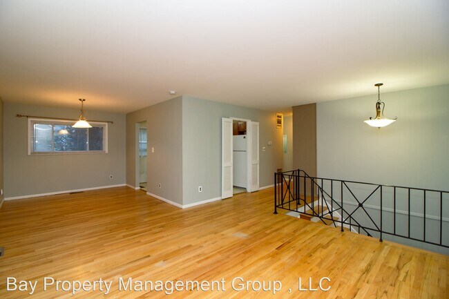3 br, 1.5 bath House - 609 Lacewood Drive photo'