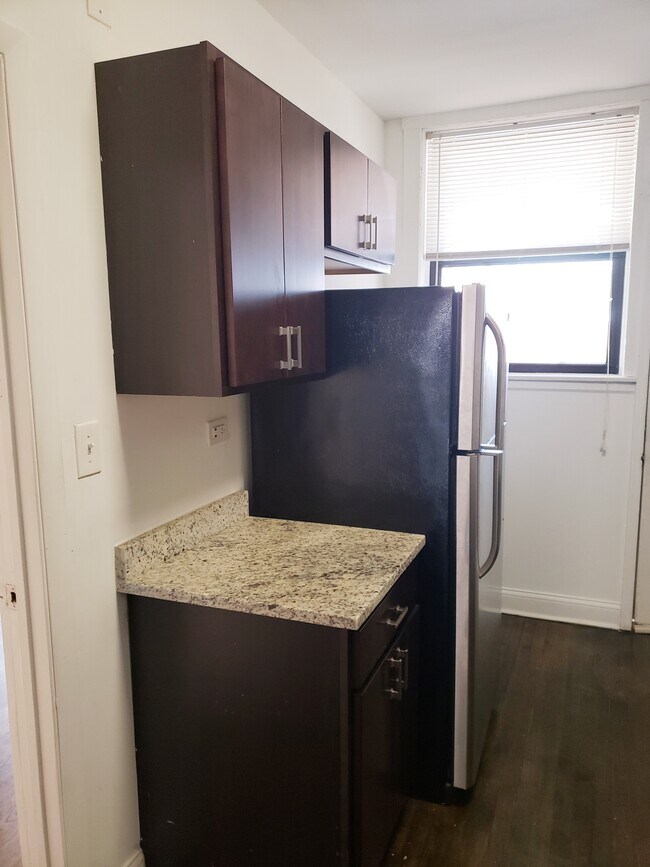 Foto del edificio - 3251 N Damen Ave