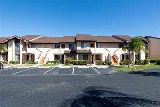 Building Photo - 6211 Timberlake Dr