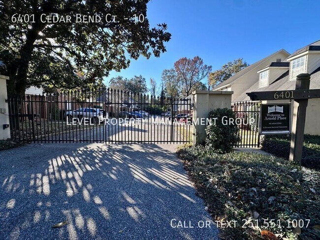 Building Photo - 6401 Cedar Bend Ct