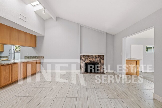 Foto del edificio - 511 Lyndhurst Ave