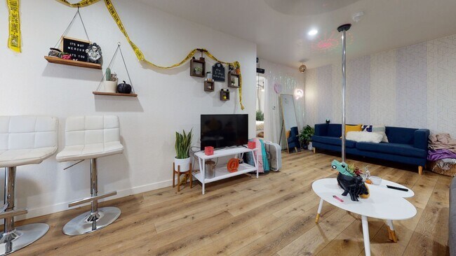 Foto del edificio - Corner lot on Mary Lane!