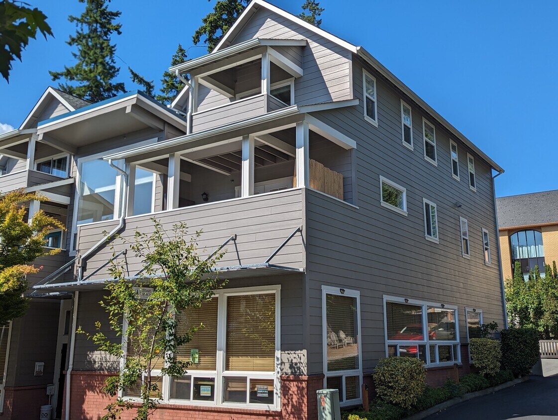 Exterior of Condo - 284 Madrona Way NE