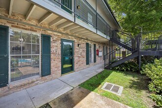 Building Photo - 8939 Gaylord Dr