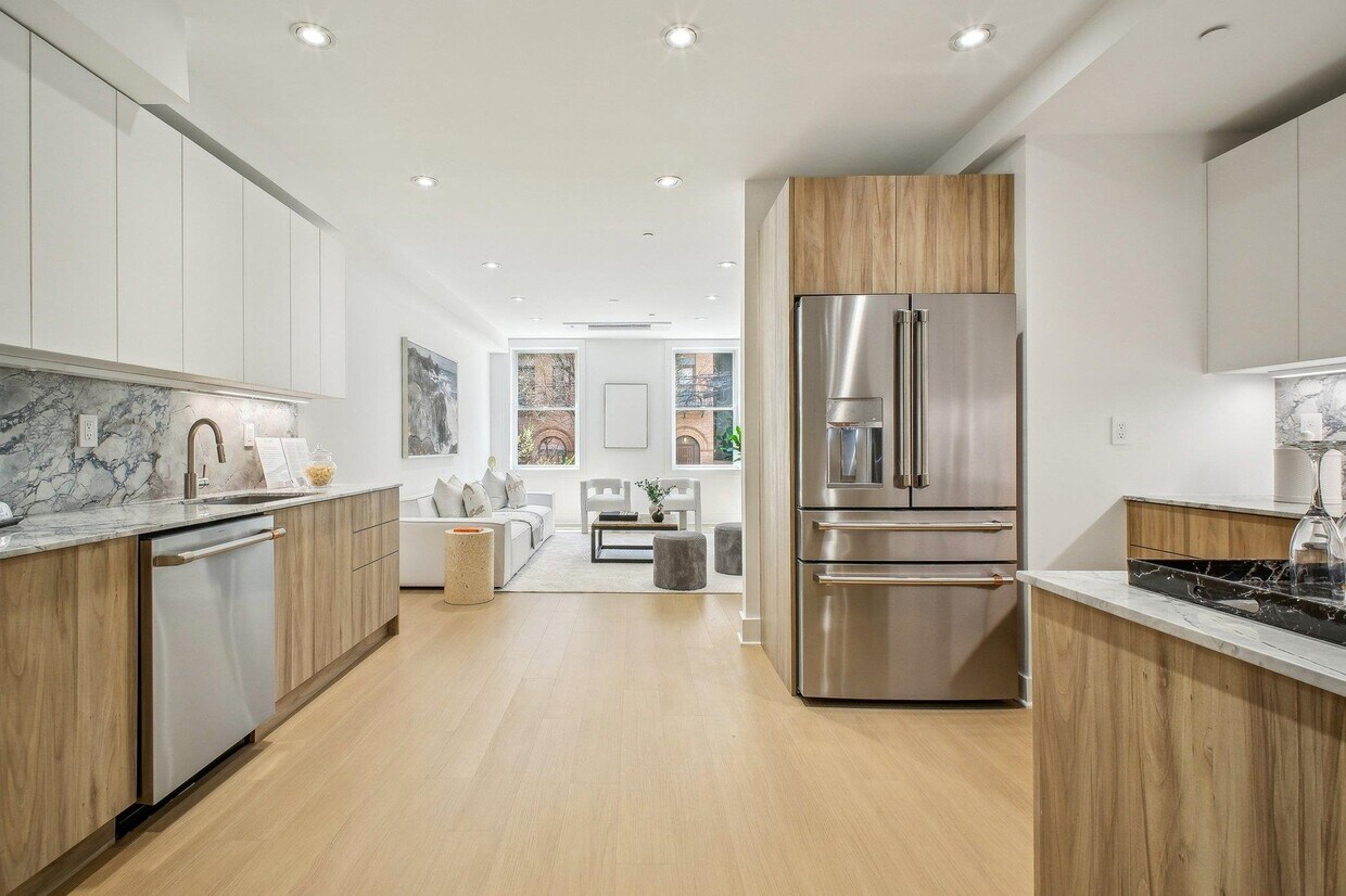 Foto principal - 230 Bay St