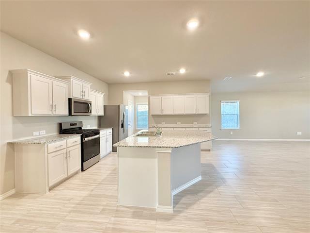 Foto del edificio - 8420 Hollymead Ln