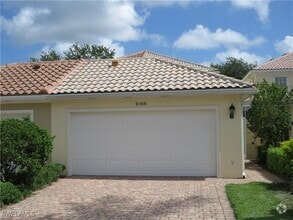 Building Photo - 6198 Towncenter Cir