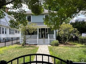 28 Eliot St