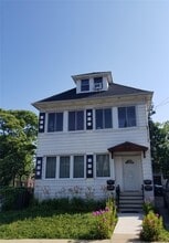 Building Photo - 15 Overhill Pl