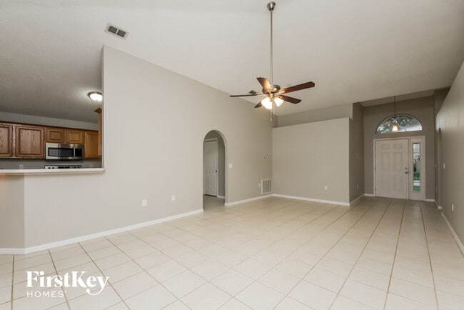 Building Photo - 1310 Berryhill Dr