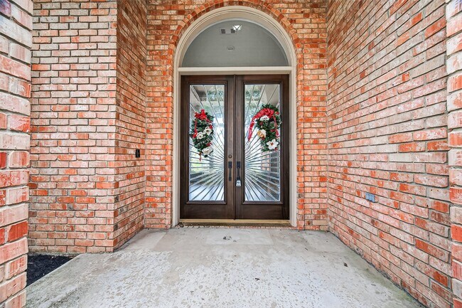 Building Photo - 4910 Waterbeck St