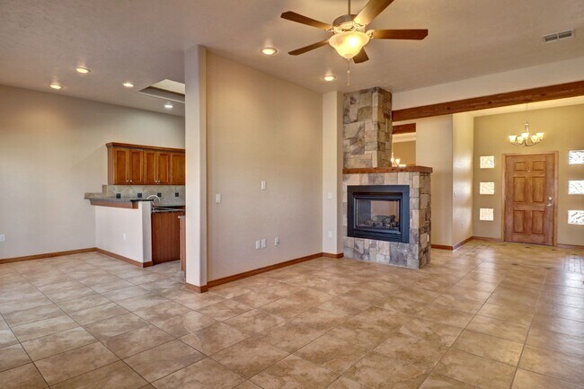 Building Photo - 4340 Calle Bonita Ln