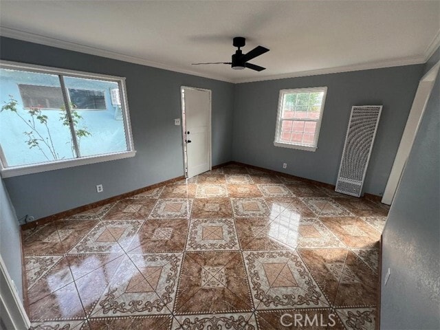 Foto del edificio - 2144 E Poppy St