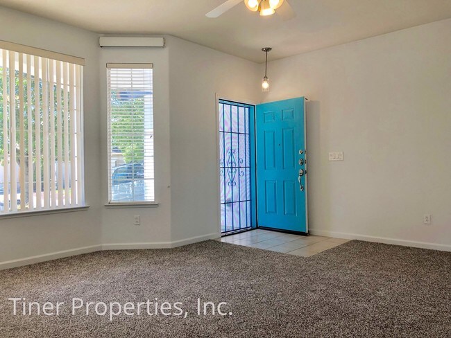 Building Photo - Beautiful, Updated Roseville Home
