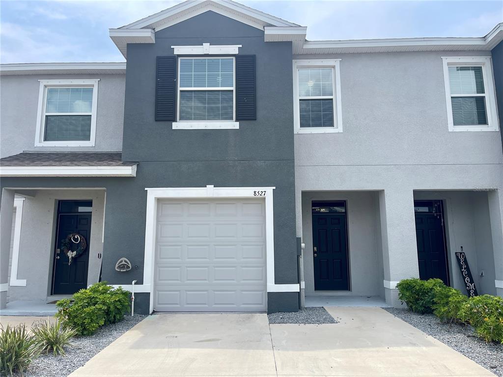 8527 Falling Blue Pl, Riverview, FL 33578 Townhome Rentals in