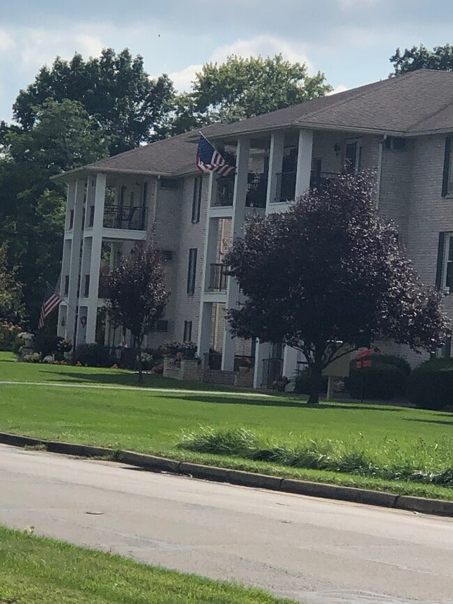 Foto del edificio - 7398 Eisenhower Dr