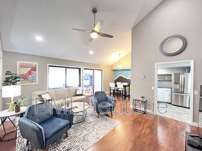 Building Photo - 26 Melinda Ln