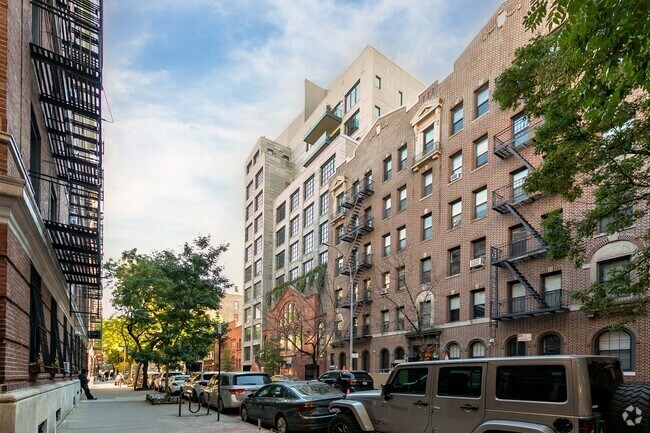 Foto del edificio - 124 W 16th St