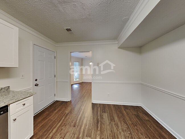 Foto del edificio - 2718 Ridgely Ct